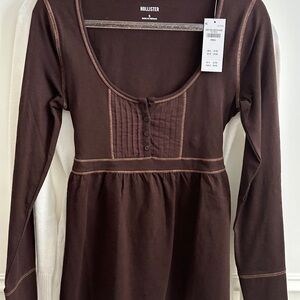 Hollister Chocolate Long Sleeve Tee